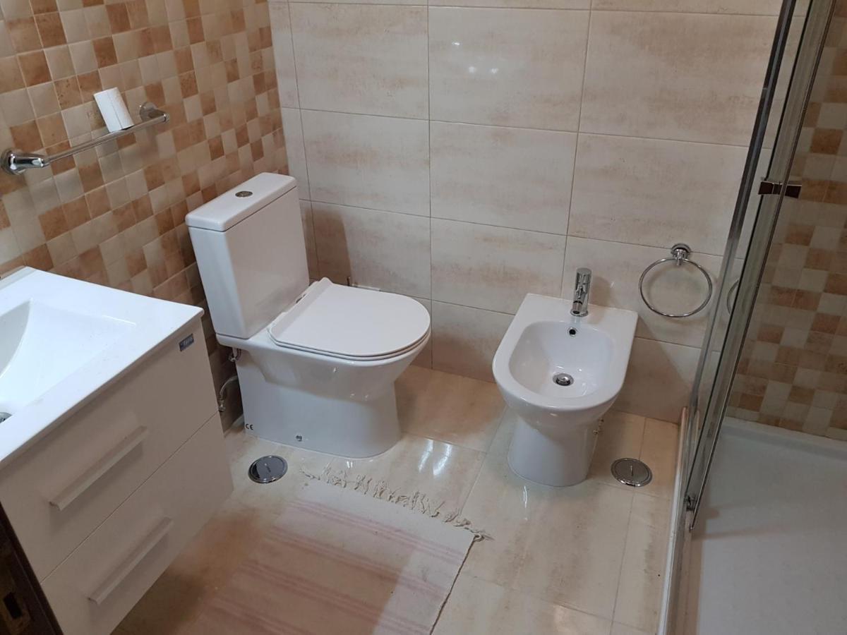 Enjoy Lisbon Cascais Sintra 1200 Metres To Metro Blue Line Sintra Rail Line Free Parking Apartamento Amadora Exterior foto